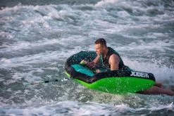 Jobe Revolve Funtube - 1 Persoons 13 Jobe Revolve Funtube - 1 Persoons -Professionele winkel voor buitensportartikelen 230120001 actionshot 2 big resultaat