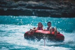 Jobe Double Trouble Funtube - 2 Persoons 7 Jobe Double Trouble Funtube - 2 Persoons -Professionele winkel voor buitensportartikelen 230220006 actionshot 4 big resultaat