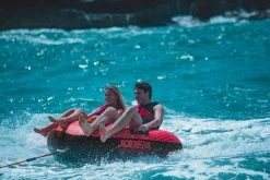 Jobe Double Trouble Funtube - 2 Persoons 8 Jobe Double Trouble Funtube - 2 Persoons -Professionele winkel voor buitensportartikelen 230220006 actionshot big resultaat