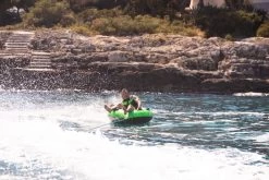 Jobe Rumble Funtube Green - 1 Persoons -Professionele winkel voor buitensportartikelen 900 1350 238820001 actionshot 3 big 1