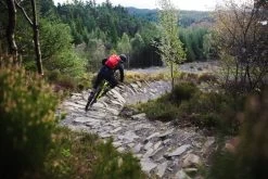 Osprey Syncro Daypack - 20 Liter - Zwart 25 Osprey Syncro Daypack - 20 Liter - Zwart -Professionele winkel voor buitensportartikelen osprey syncro 1 1